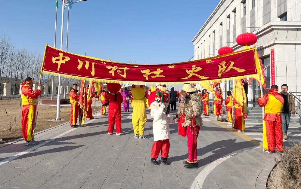 鼓聲震天迎新春，凝心聚力啟新程——甘肅前進集團傳祁甘味乳業(yè)喜迎社火表演