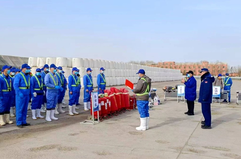 甘肅前進(jìn)集團(tuán)牧業(yè)單元開展消防演練