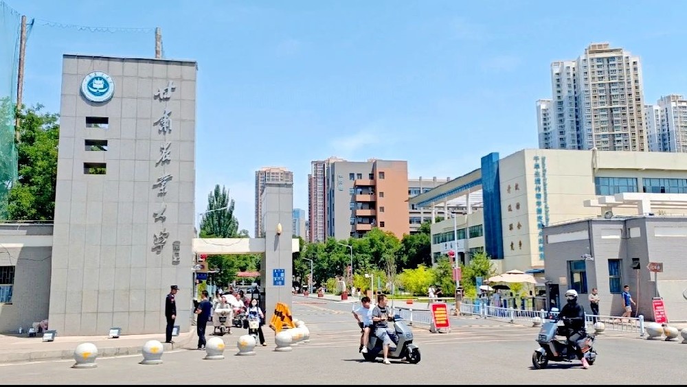 甘肅傳祁乳業(yè)乳制品進(jìn)駐甘肅農(nóng)業(yè)大學(xué)