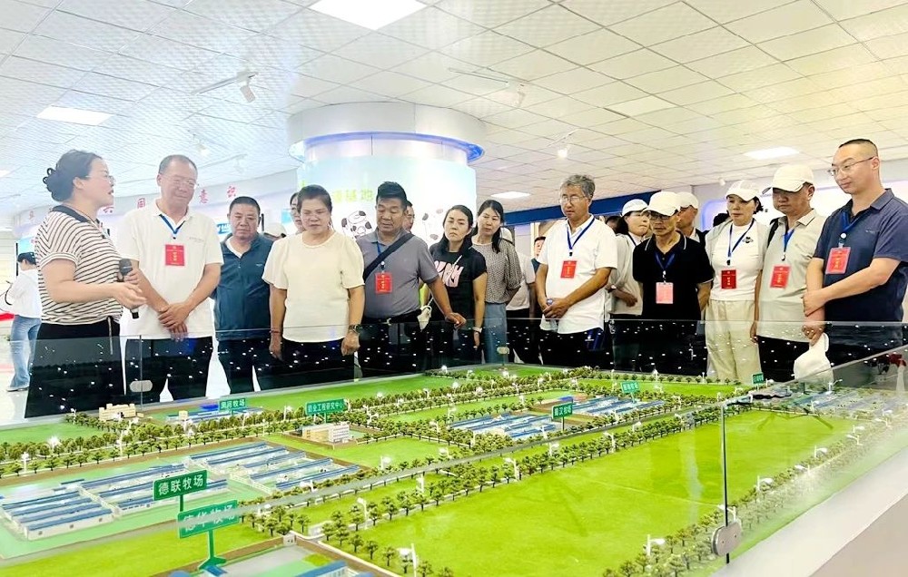 臨澤縣勞模工匠到甘肅前進(jìn)集團(tuán)觀摩交流