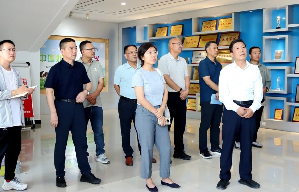 農(nóng)業(yè)農(nóng)村部畜牧獸醫(yī)局到甘肅前進(jìn)牧業(yè)調(diào)研