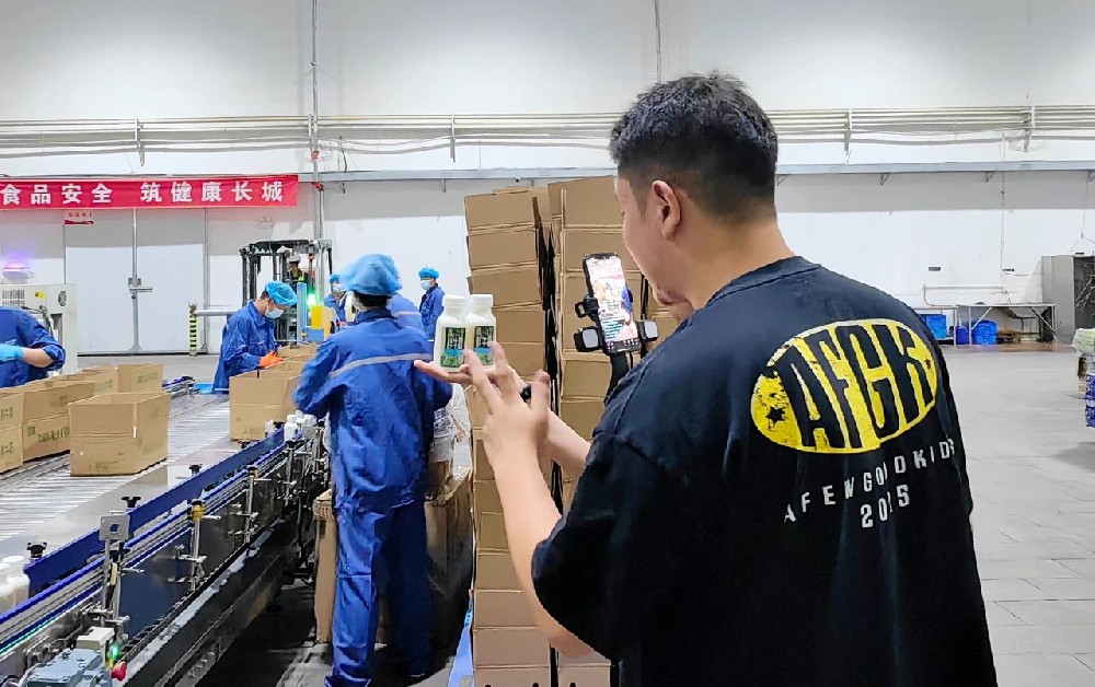 依托傳祁乳業(yè)硬核優(yōu)勢(shì)，鮮風(fēng)生活鮮牛奶直播“出圈”